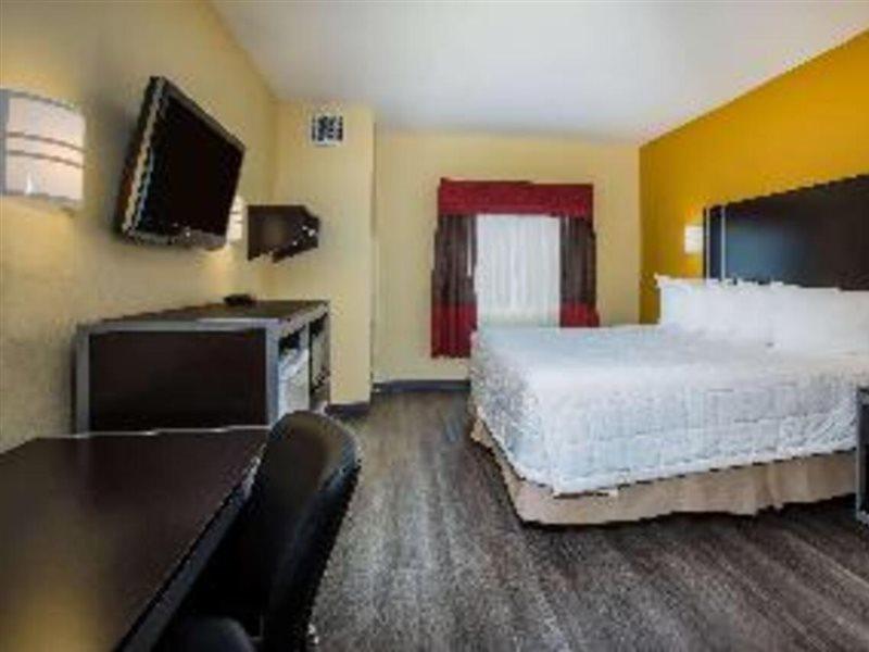 Days Inn & Suites By Wyndham Augusta Near Fort Eisenhower Luaran gambar