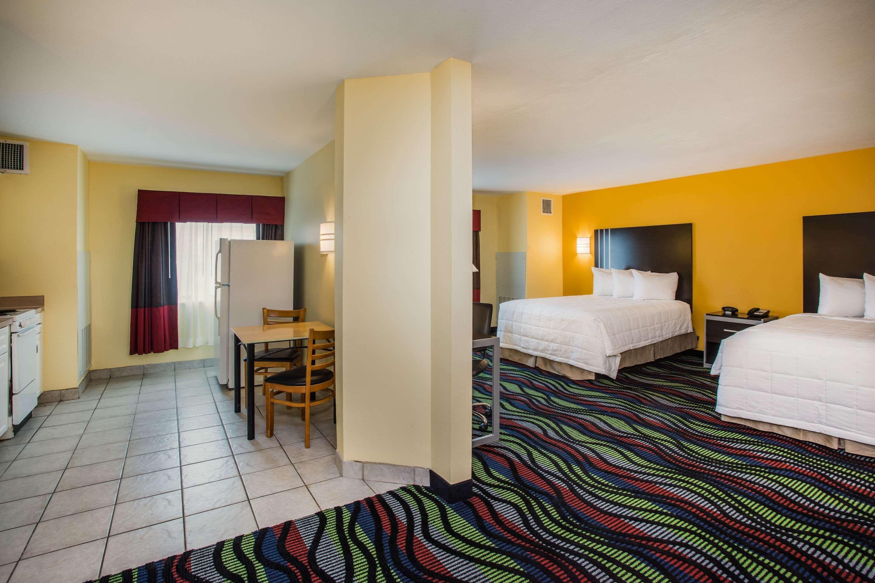 Days Inn & Suites By Wyndham Augusta Near Fort Eisenhower Luaran gambar