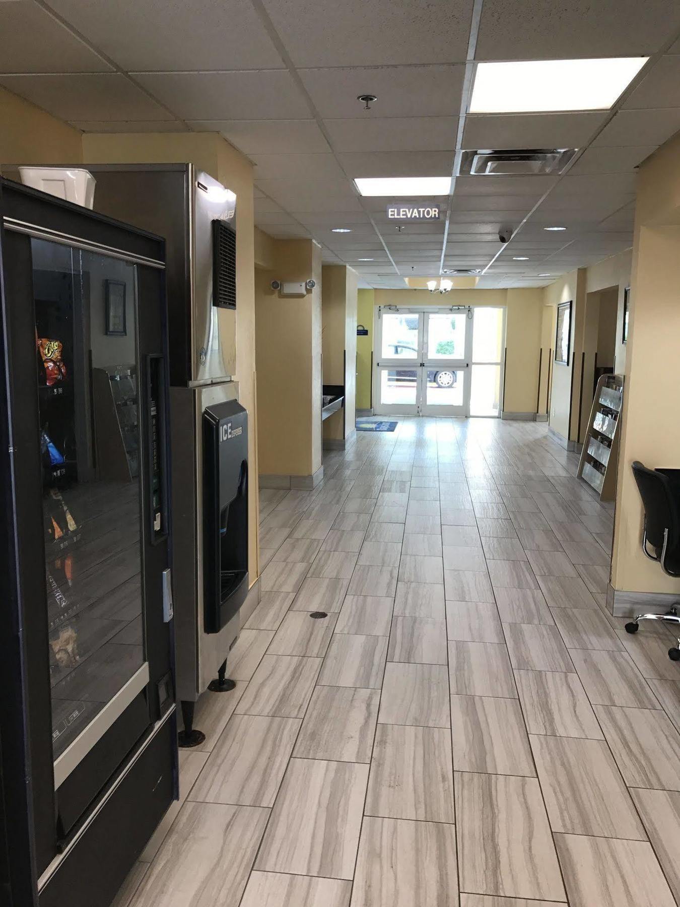 Days Inn & Suites By Wyndham Augusta Near Fort Eisenhower Luaran gambar