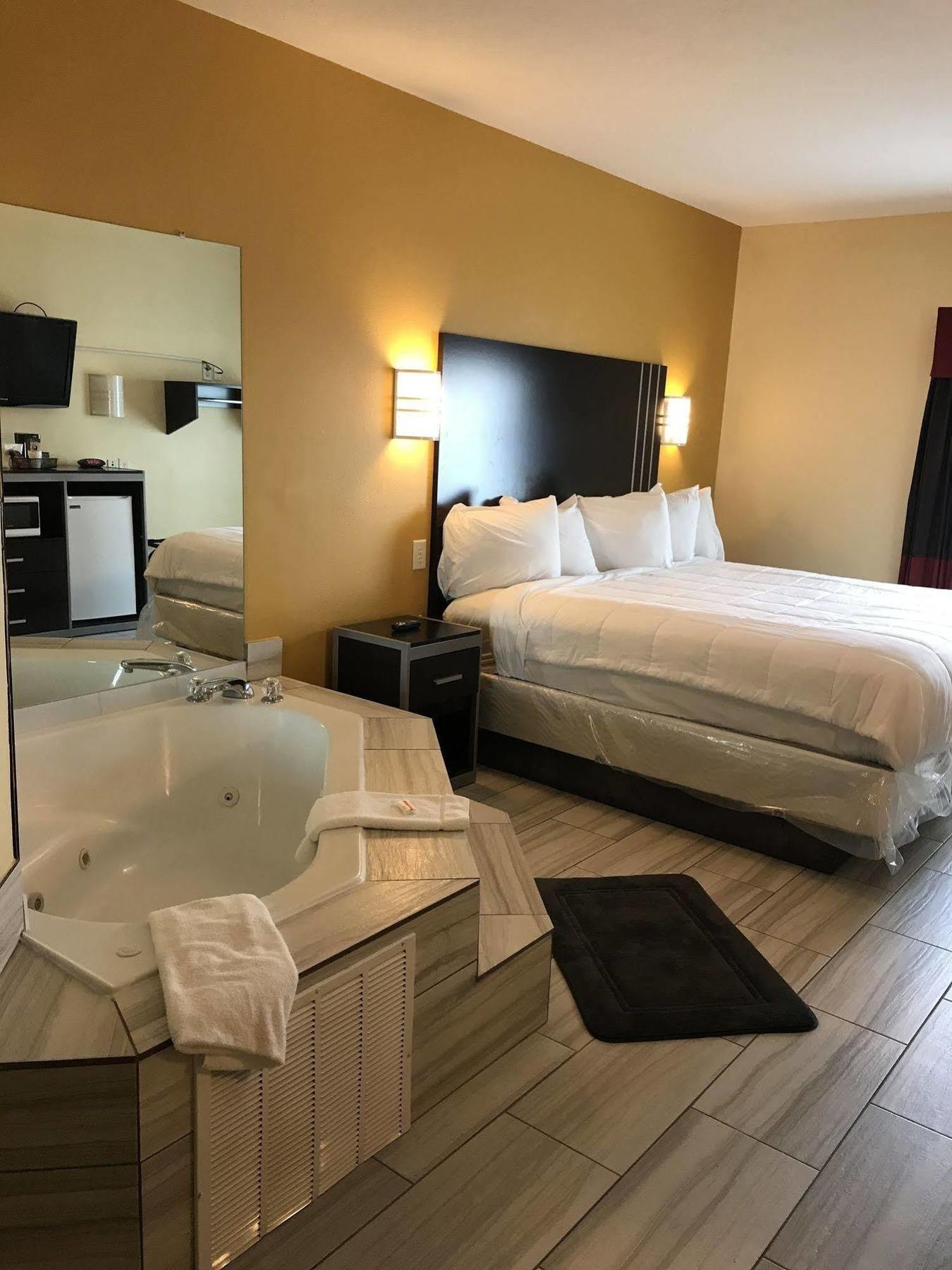 Days Inn & Suites By Wyndham Augusta Near Fort Eisenhower Luaran gambar